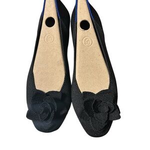 Rothy’s- The Petal Square